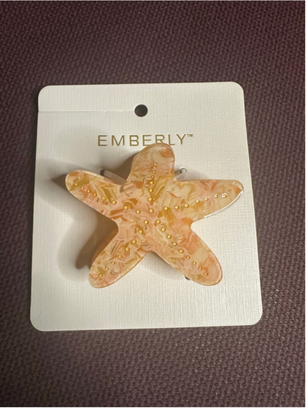 Emberly Beige and Gold Starfish Hair Claw Clip
